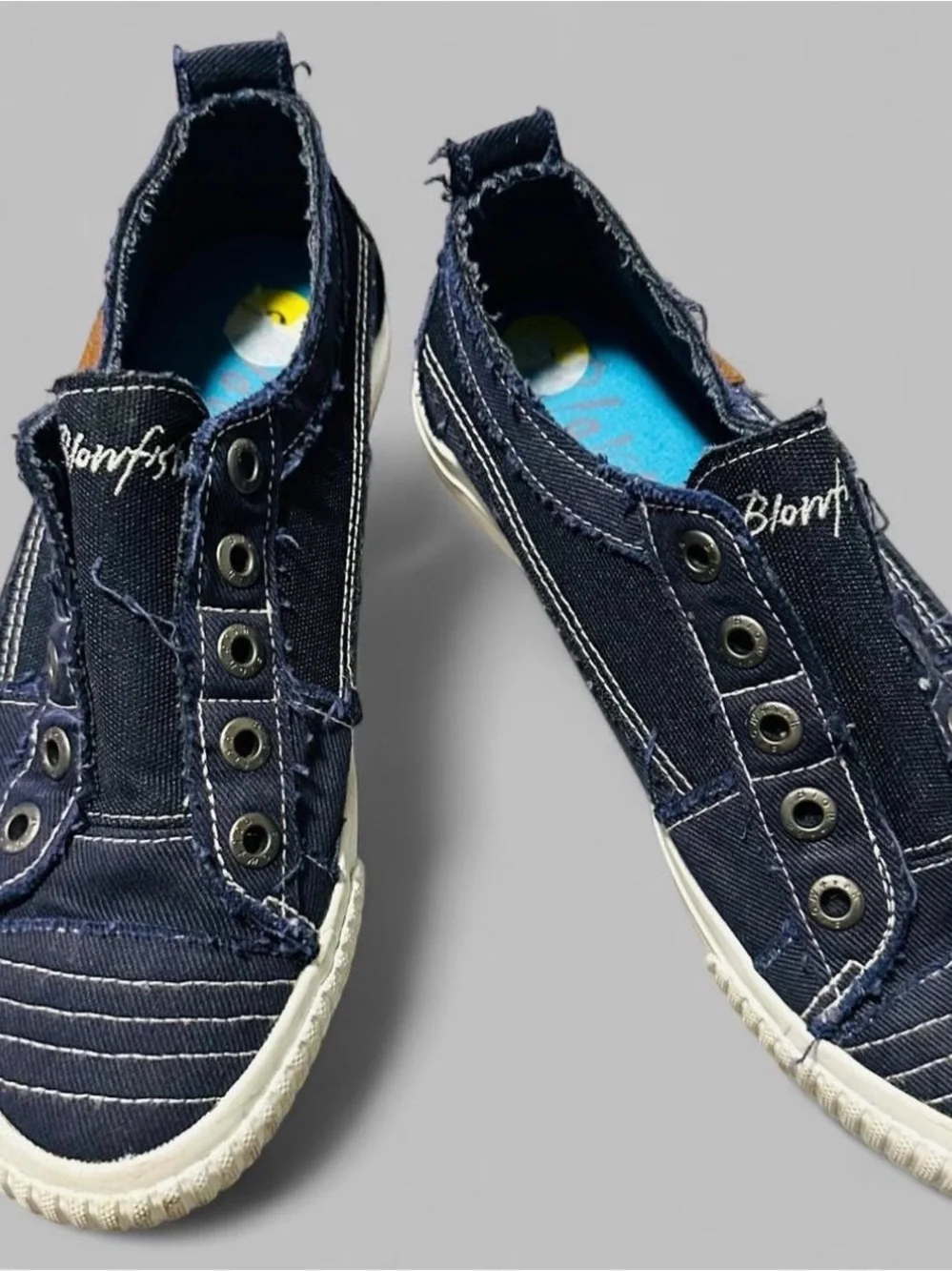 Blowfish Malibu Marley Navy Blue Frayed Canvas Laceless Slip On Sneakers 9M